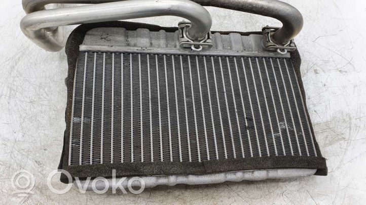 BMW 3 E46 Pečiuko radiatorius 