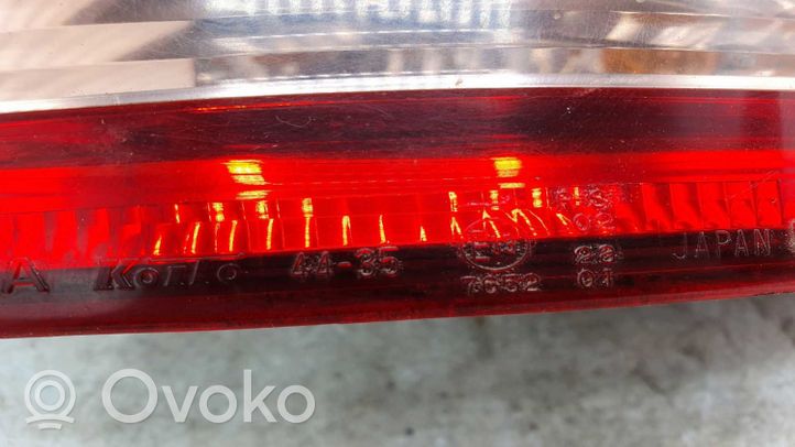 Toyota Avensis Verso Rear/tail lights 4435E137652