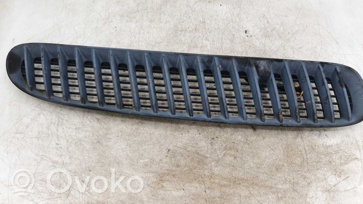 BMW X5 E53 Grille calandre de capot 51137124822