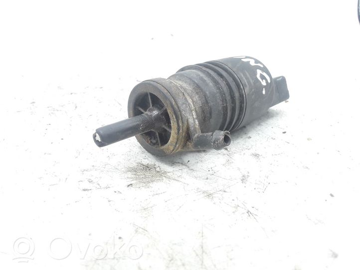 Chrysler Sebring (JS) Windscreen/windshield washer pump 