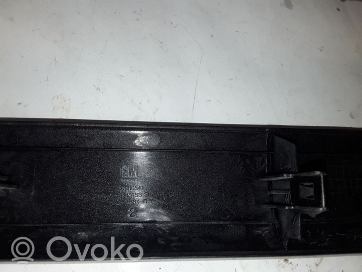 Opel Antara Rivestimento del vano portaoggetti del cruscotto 20880541