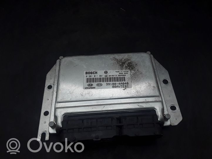 Hyundai H-1, Starex, Satellite Unité de commande, module ECU de moteur 0281011041