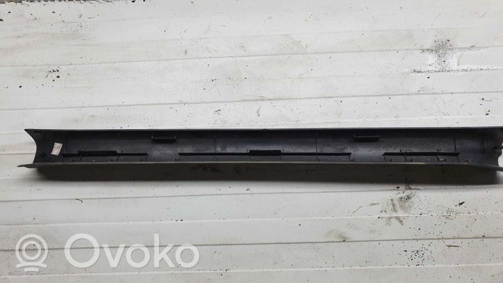 Toyota Corolla Verso E121 Etuoven kynnyksen suojalista 679130F010