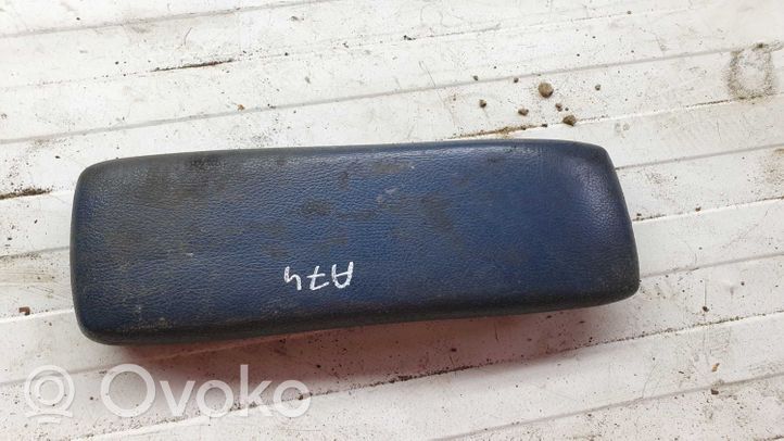 Toyota 4 Runner N120 N130 Kita salono detalė 