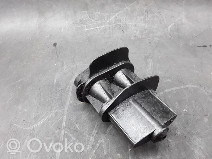 Volvo S60 Autres pièces compartiment moteur 3931050906