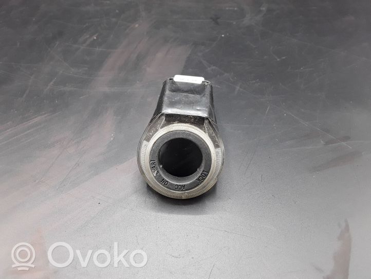 Toyota Land Cruiser (J120) Užvedimo spynelės kontaktai 8978360110