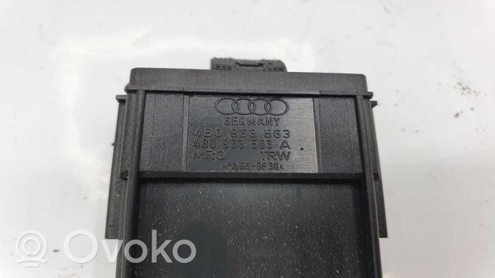 Audi A6 S6 C5 4B Ajovalojen korkeuden säätömoottori 4B0963563