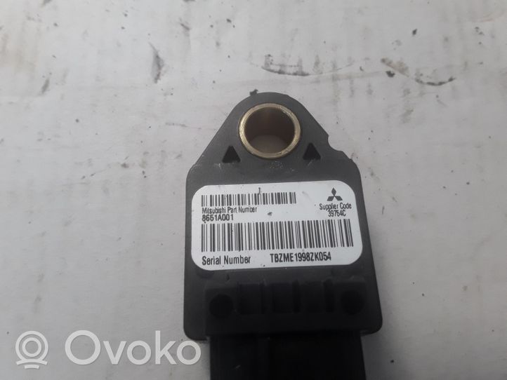 Mitsubishi Outlander Sensor impacto/accidente para activar Airbag 8651A001