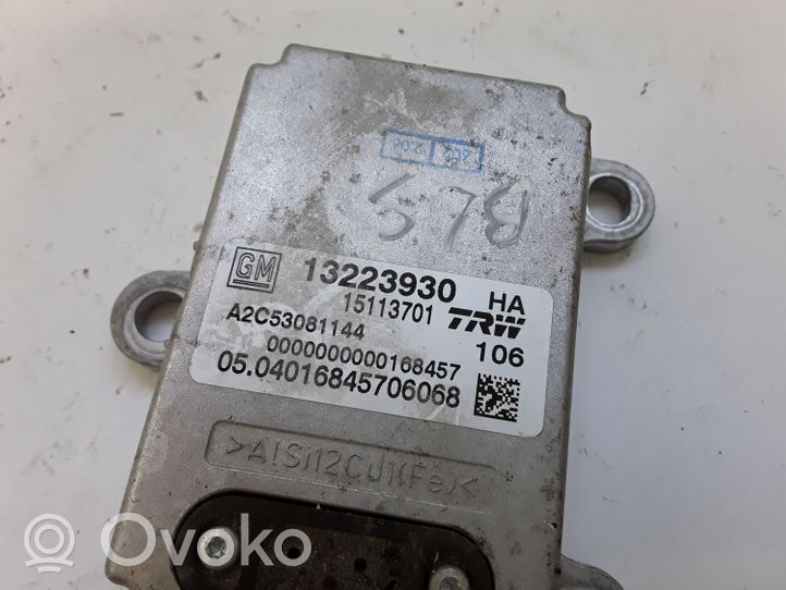 Cadillac BLS ESP Drehratensensor Querbeschleunigungssensor 13223930