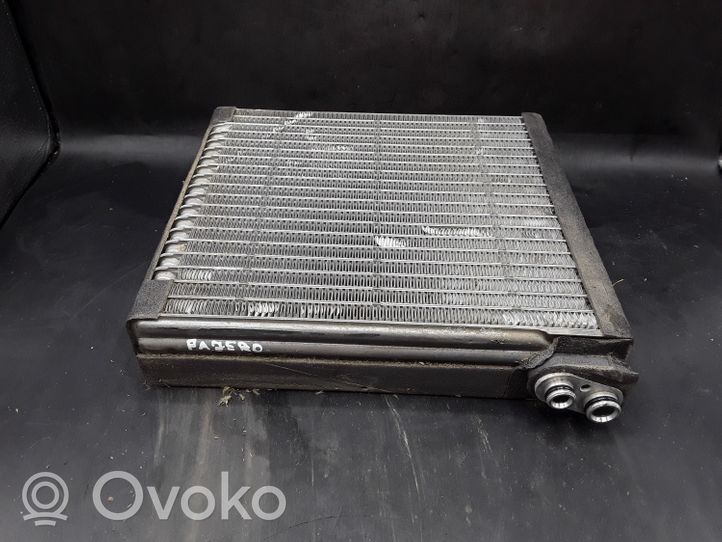 Mitsubishi Pajero Air conditioning (A/C) radiator (interior) 