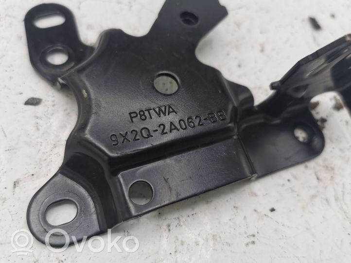 Land Rover Range Rover Sport L320 Kita variklio detalė 9X2Q2A062BB