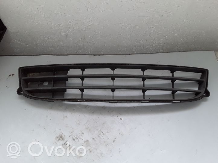 Opel Agila B Kratka dolna zderzaka przedniego 7172152K0