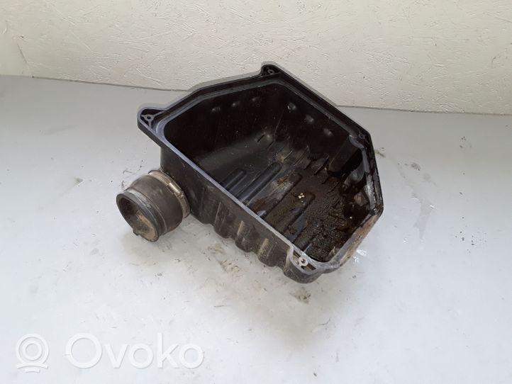 Chevrolet Captiva Ilmansuodattimen kotelon kansi 96628880