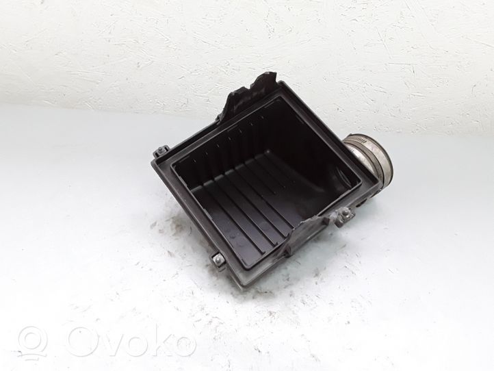 Suzuki SX4 Air filter box cover 8090151