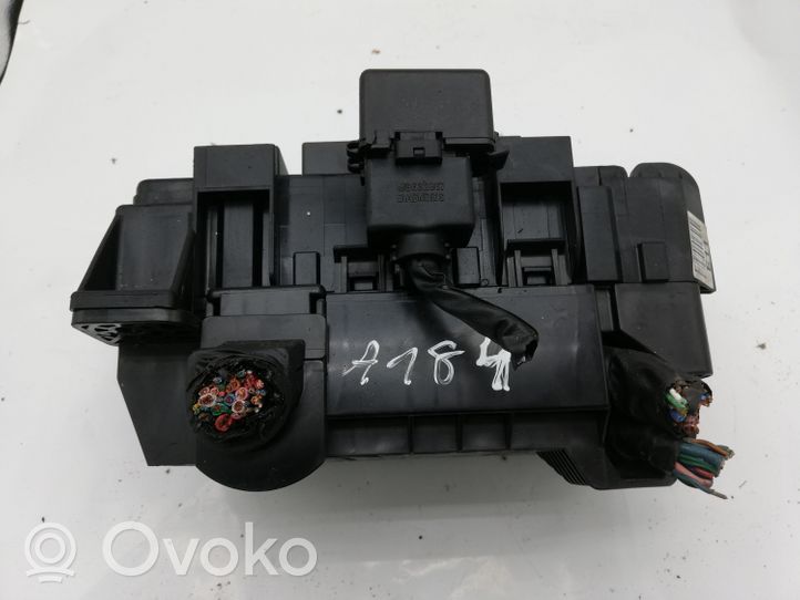 Hyundai ix 55 Sulakemoduuli 919503J021