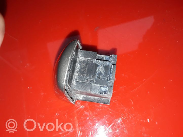 Citroen C4 Grand Picasso Dangtelis priekinių durų rankenos 96816438977