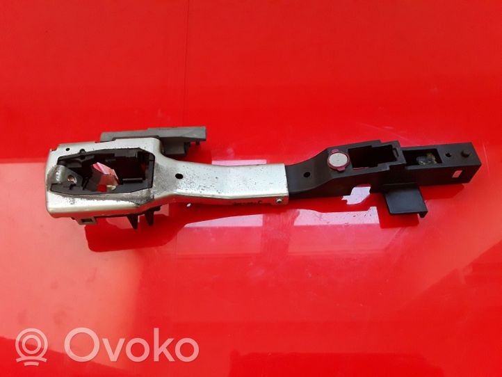 Honda Civic IX Front door exterior handle/bracket 