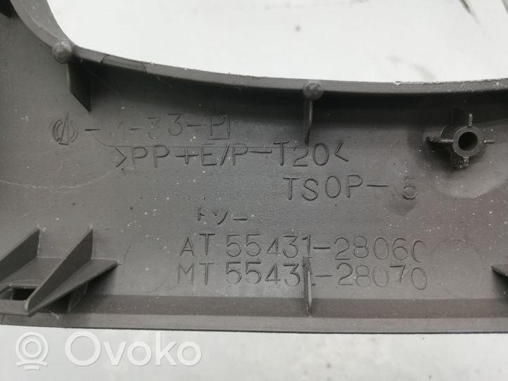 Toyota Previa (XR30, XR40) II Element deski rozdzielczej / dół 55431038H6