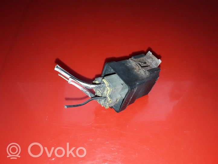 Mitsubishi Pajero Other relay MR500531