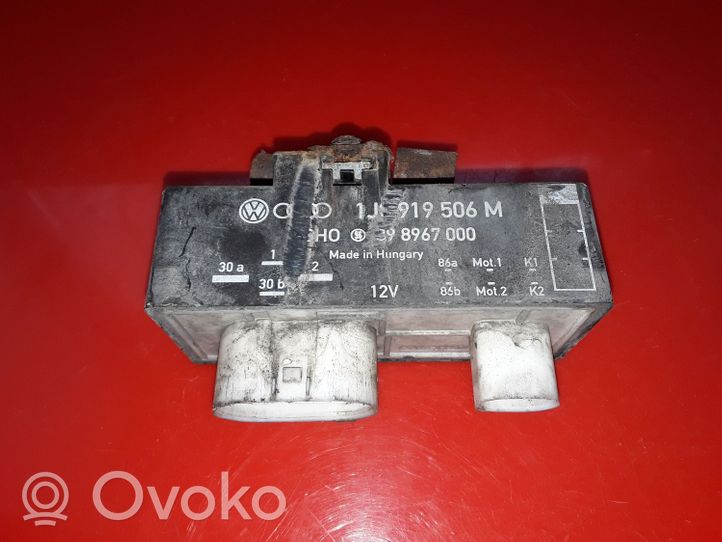 Skoda Fabia Mk1 (6Y) Hehkutulpan esikuumennuksen rele 1J0919506M