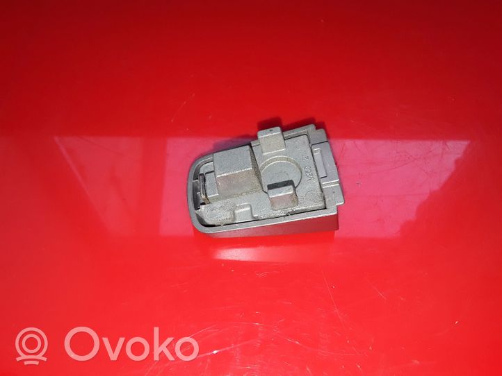 Chevrolet Captiva Etuoven kahvan suoja C140