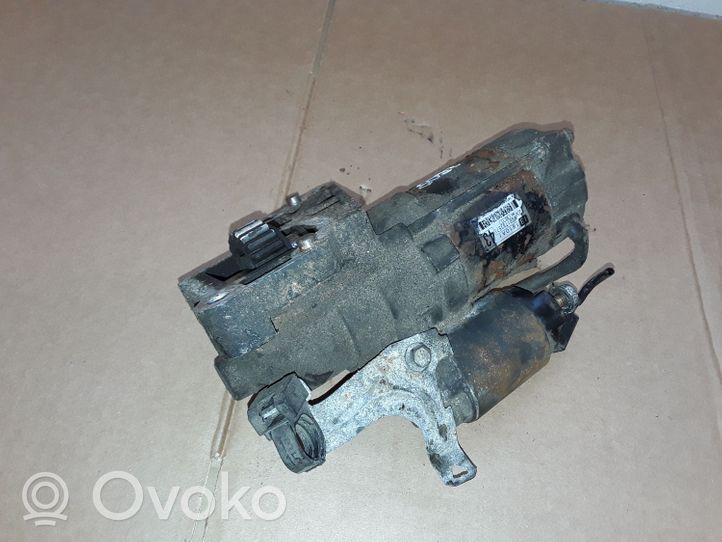 Mitsubishi Grandis Käynnistysmoottori M001T93571