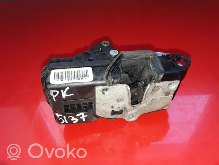 Cadillac SRX Zamek drzwi przednich L10373665