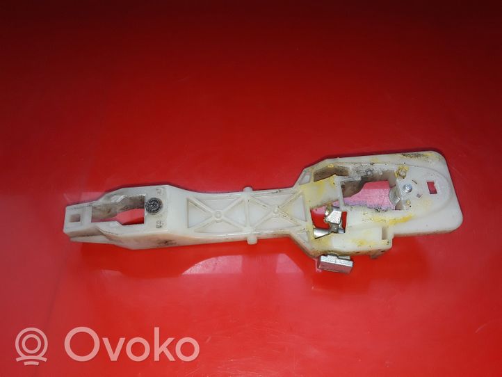 Hyundai Santa Fe Rear door exterior handle/bracket 