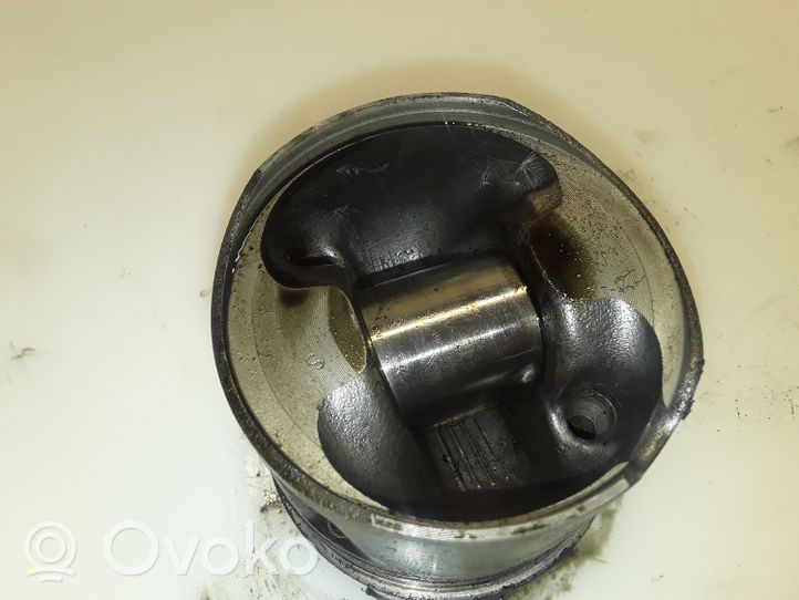 Opel Antara Piston Z22D