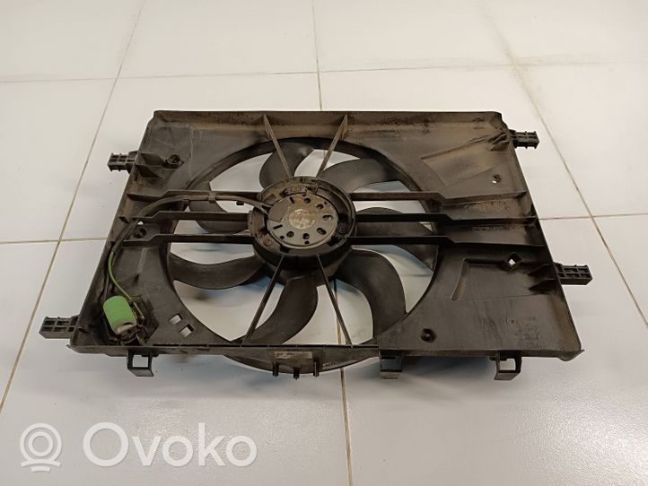 Opel Astra J Convogliatore ventilatore raffreddamento del radiatore 0130308404