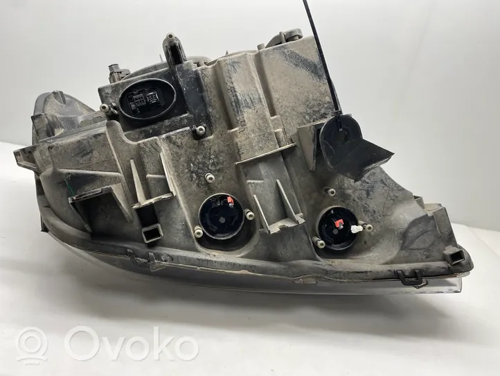 BMW X3 F25 Lampa przednia 7217299AI09