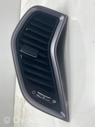 Hyundai Santa Fe Copertura griglia di ventilazione laterale cruscotto 974102W000
