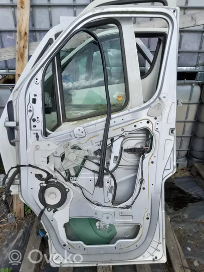 Renault Master III Priekinės durys (dvidurio) NOCODE