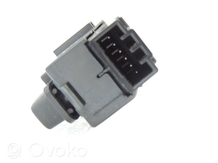 Volvo V60 Central locking switch button 31318989