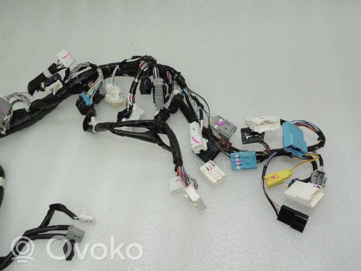 Toyota Yaris XP210 Inna wiązka przewodów / kabli 82141K0T00