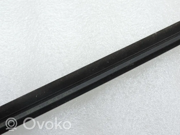 Opel Zafira C Front door trim (molding) 13259962