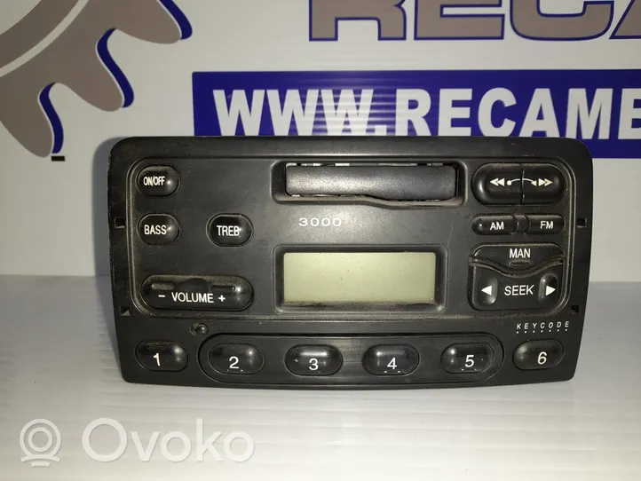 Ford Escort Panel / Radioodtwarzacz CD/DVD/GPS 97FP18K876KA