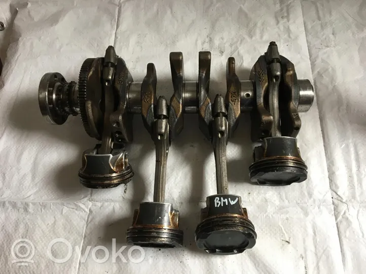 BMW 1 F40 Piston with connecting rod B48A20