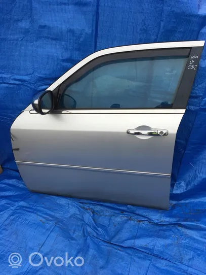 Chrysler 300C Front door 