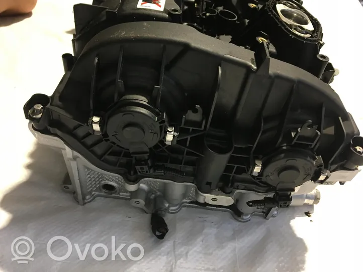 BMW X5 G05 Engine head 8631745