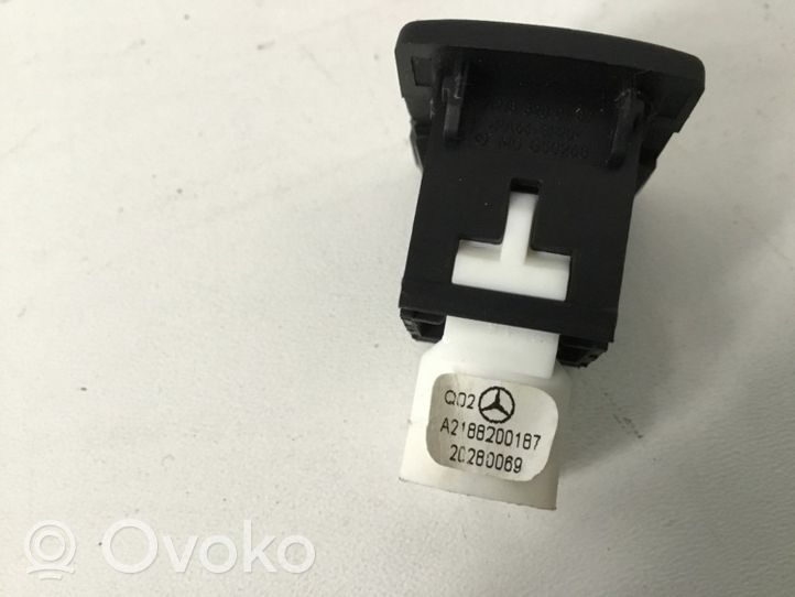 Mercedes-Benz GL X166 Connettore plug in USB A2188200187