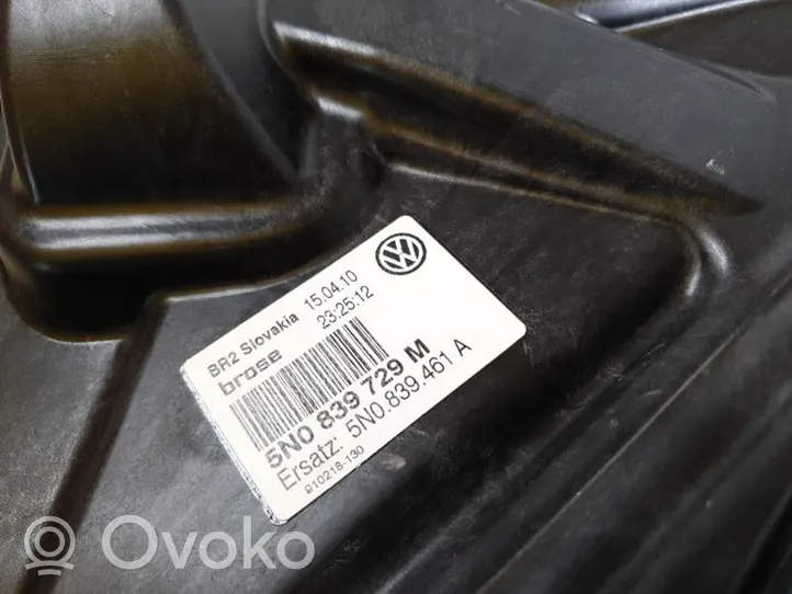 Volkswagen Tiguan Takaoven ikkunan nostin moottorilla 5N0839729M