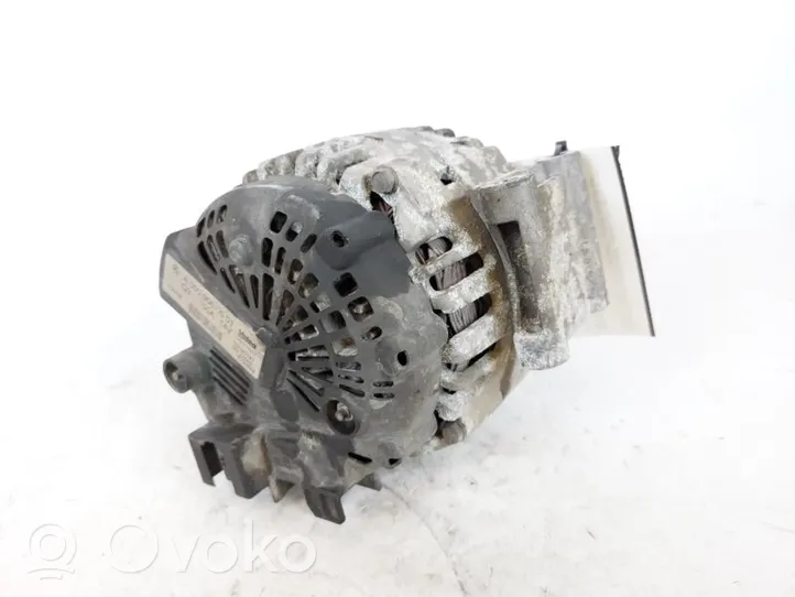 Mercedes-Benz C AMG W204 Generatore/alternatore A0009060501