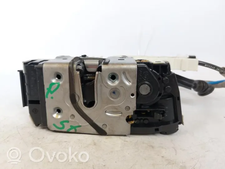 Mercedes-Benz CLS C218 AMG Rear door lock A2047302735