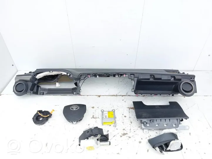 Toyota RAV 4 (XA40) Set airbag con pannello 8917042430