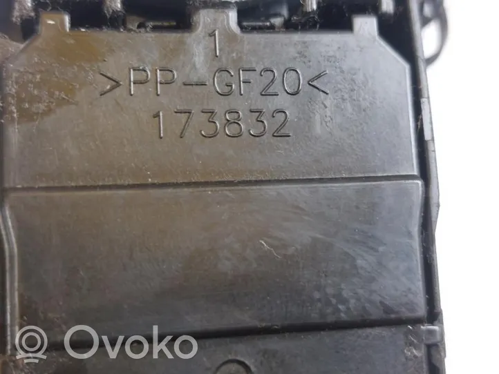 Toyota iQ Valokatkaisija 8414012611