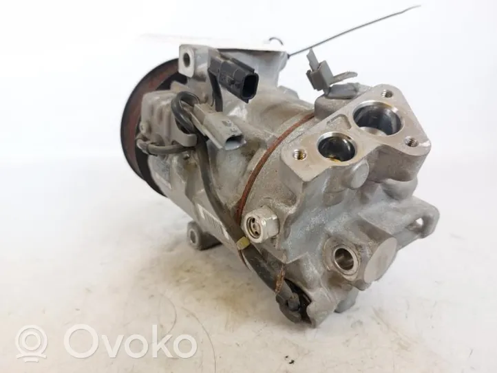 Nissan Qashqai Ilmastointilaitteen kompressorin pumppu (A/C) 926004EB2A