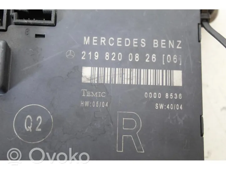 Mercedes-Benz CLS C219 Oven keskuslukituksen ohjausyksikön moduuli 2198200826