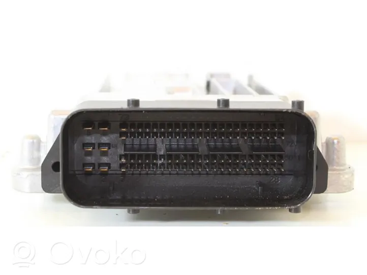 Mazda CX-7 Sterownik / Moduł ECU 0281020137