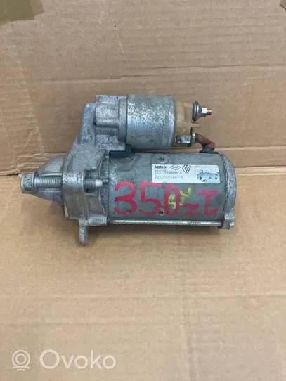 Opel Movano B Starter motor 233002654R